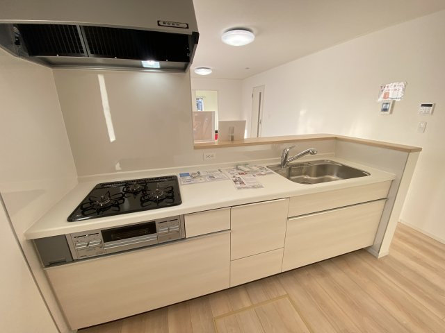 『八王子市新築戸建て』八王子市川口町2876【仲介手数料無料】　８６期のキッチン|～仲介手数料無料☆八王子ひなた不動産～　八王子市川口町　新築戸建て