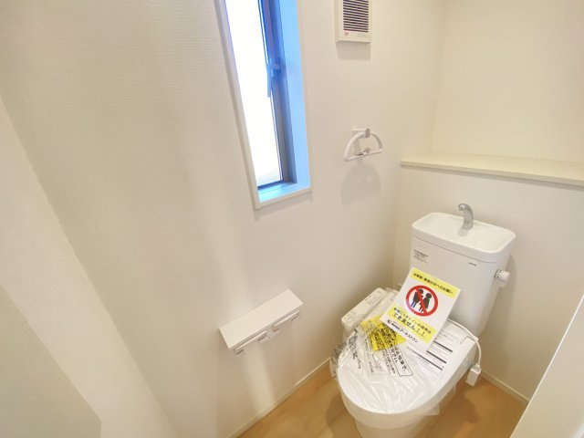 『八王子市新築戸建て』八王子市川口町2876【仲介手数料無料】　８６期のトイレ|～仲介手数料無料☆八王子ひなた不動産～　八王子市川口町　新築戸建て