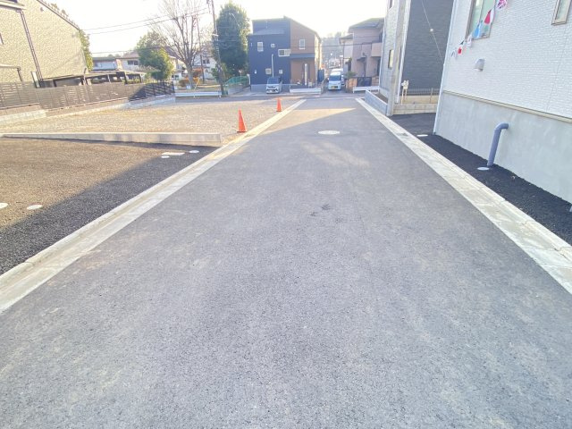 『八王子市新築戸建て』八王子市川口町2876【仲介手数料無料】　８６期の前面道路含む現地写真|～仲介手数料無料☆八王子ひなた不動産～　八王子市川口町　新築戸建て