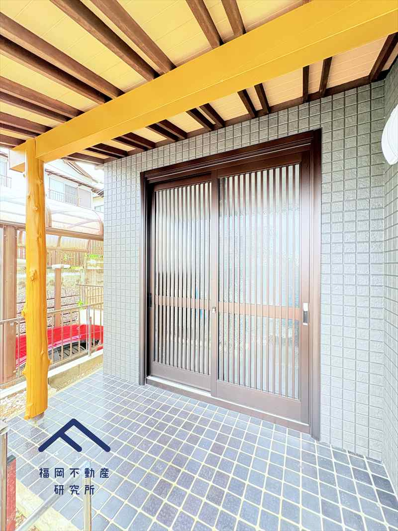東区下原２丁目　戸建ての玄関