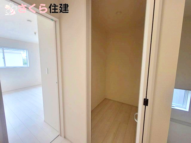 千渡第8期　7号棟の収納|２階、季節物の収納に最適な収納を完備しています◎
