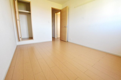 【洋室】 | グリュ・プレーヌⅢ