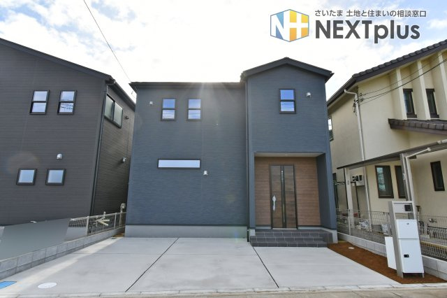 さいたま市岩槻区南辻第3　1号棟の外観|東武野田線『東岩槻駅』より徒歩18分、通学に便利です！小学校まで徒歩12分、中学校まで徒歩19分とお子様の毎日の通学を安心してお見送りできます！ローソンまで徒歩3分とお買い物に便利です！