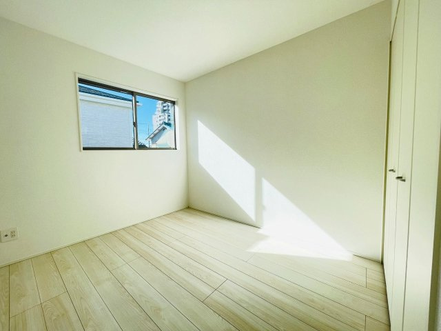 岡崎市矢作町　新築分譲住宅　全3棟　2号棟の洋室|家族一人一人の大切なプライベート空間です。