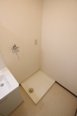 【設備】 | アルシモンテ滝谷 | 室内洗濯機置き場