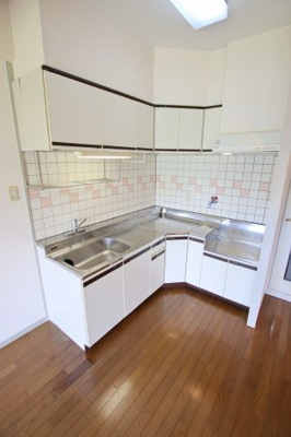 【キッチン】 | アルシモンテ滝谷