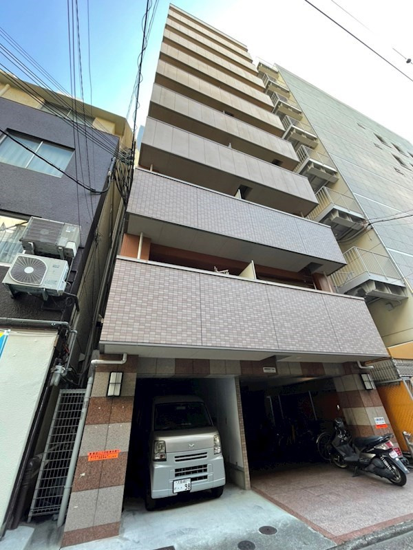 サンクラッソ三ノ宮加納町の外観