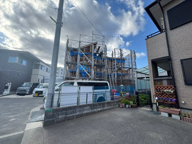 Adoble+アドブル＋小倉南区蜷田若園2丁目4期　【小倉南区　新築戸建て】の外観|現地撮影2025,12,12　Adoble+アドブル＋小倉南区蜷田若園2丁目4期　【小倉南区　新築戸建て】