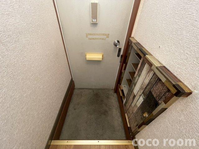 グリーンハイツ萩原　B棟の玄関