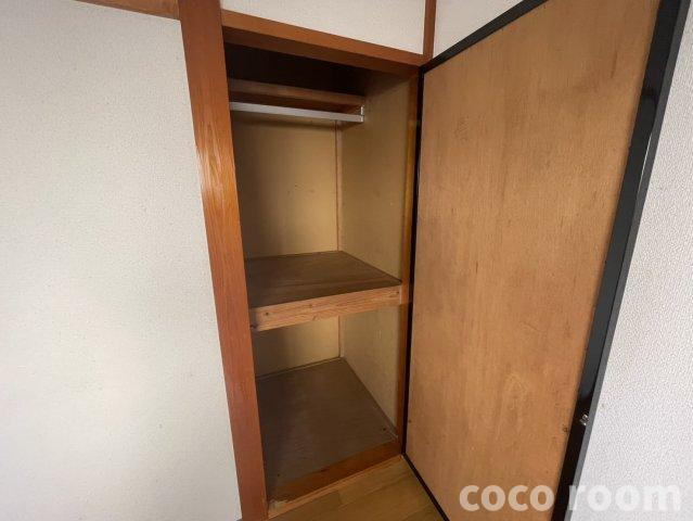 グリーンハイツ萩原　B棟の収納