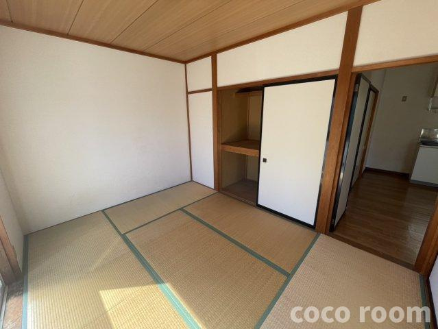 グリーンハイツ萩原　B棟の和室