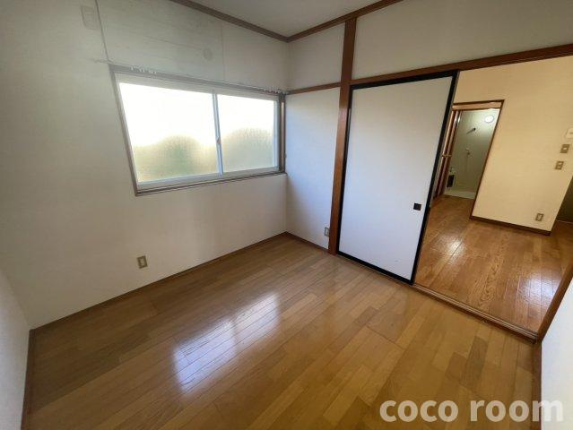 グリーンハイツ萩原　B棟の居間・リビング