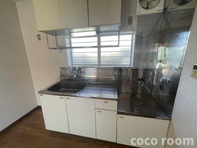 グリーンハイツ萩原　B棟のキッチン