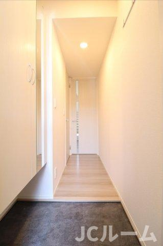 セレーノ リリー の玄関