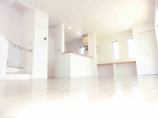 【内観：施工例】 | 蓮田市緑町１丁目　新築戸建