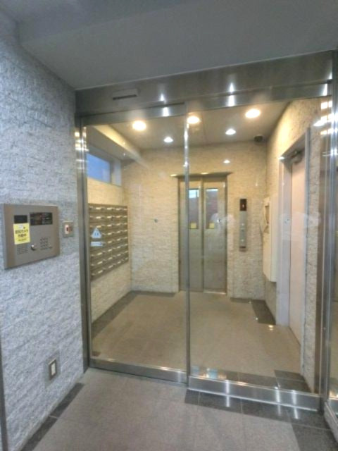 【エントランス】