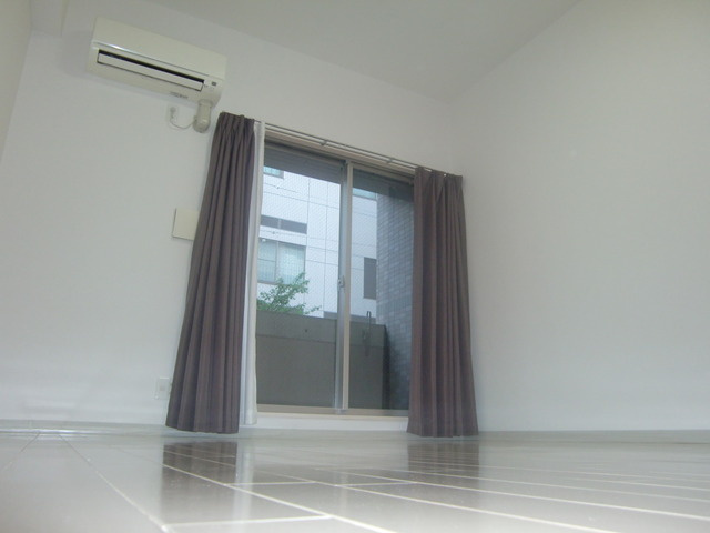 アクロス神戸住吉ステーションフロントの洋室