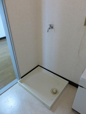 【設備】 | コーポ浅名 | 洗濯機置き場