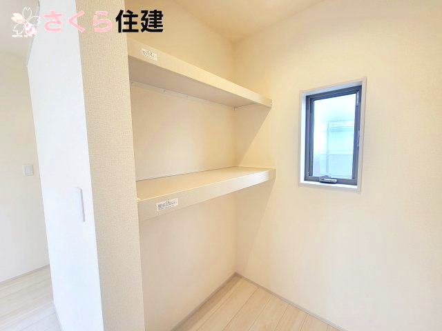 千渡第8期　6号棟の収納|２階洋室　ウォークインクローゼット