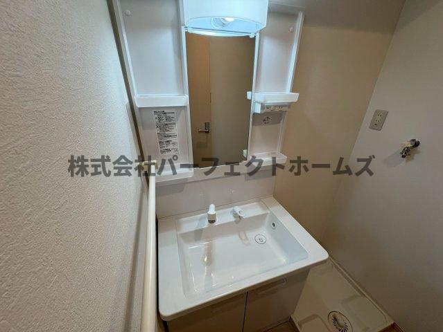 アンジェリーク磐船の洗面所|ゆったりとスペースのある洗面所