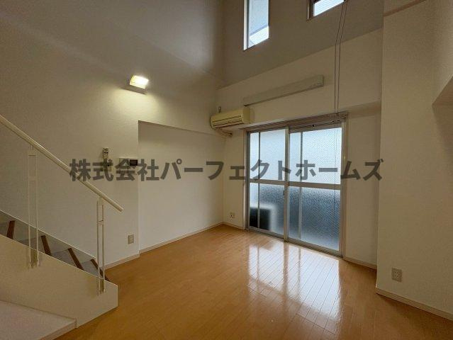 アンジェリーク磐船の居間・リビング|ゆったり過ごせる居間です