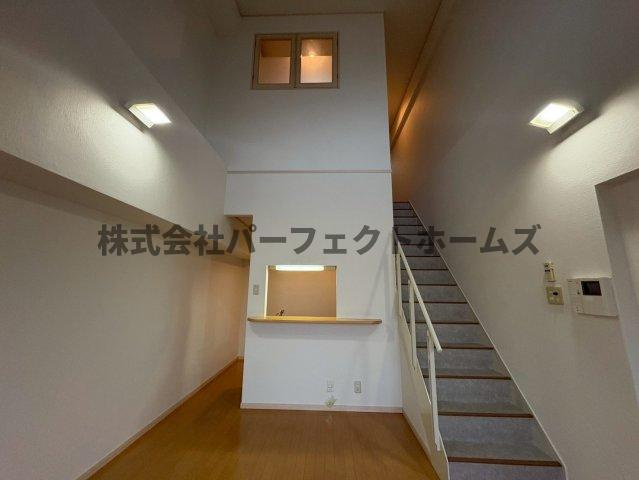 アンジェリーク磐船の内装|明るい色調の室内です