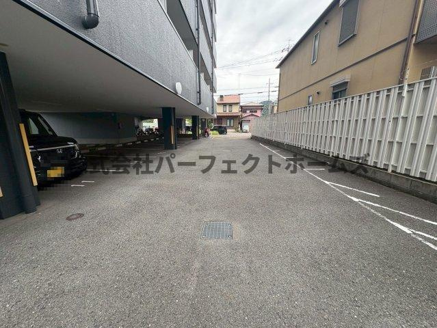 アンジェリーク磐船の駐車場|駐車場に車を止められます