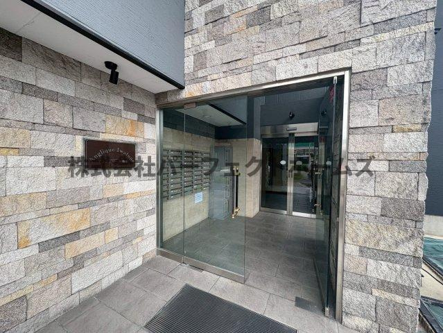 アンジェリーク磐船のエントランス|建物の内部です