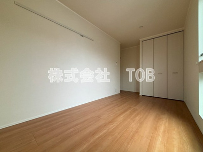 【洋室】 | 北野4丁目戸建賃貸住宅 | 洋室6.4帖