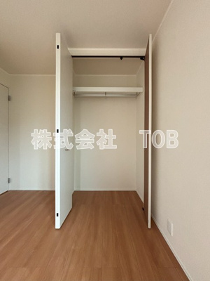 【洋室】 | 北野4丁目戸建賃貸住宅 | 洋室6.4帖　クローゼット