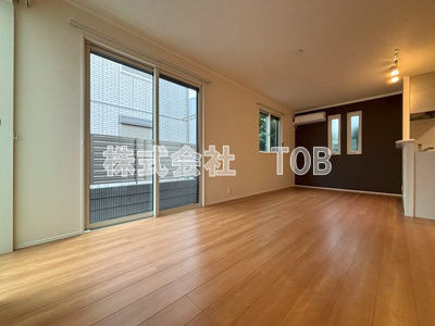 【居間・リビング】 | 北野4丁目戸建賃貸住宅