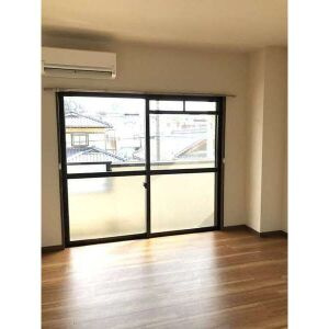 グレース犬山 Ⅱの居間・リビング