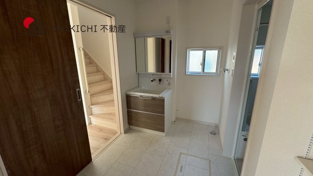 【独立洗面台】 | 加須市南篠崎第3期　ワイウッドコート　新築戸建　全4棟　2号棟