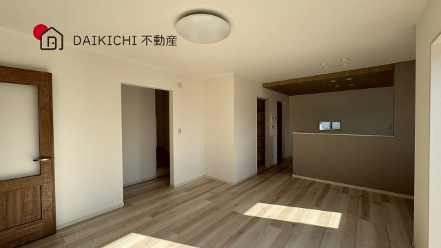【居間・リビング】 | 加須市南篠崎第3期　ワイウッドコート　新築戸建　全4棟　2号棟