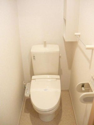 【トイレ】 | ブルック・アベニュー　Ⅱ | 落ち着いた色調のトイレです