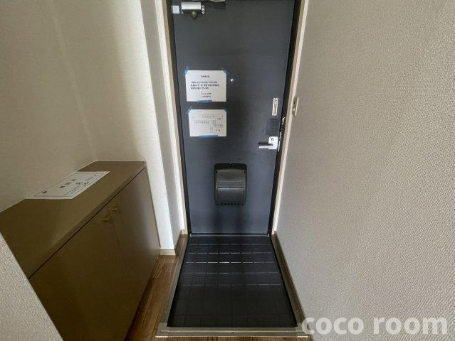 メゾン小土ヶ丘　B棟の玄関