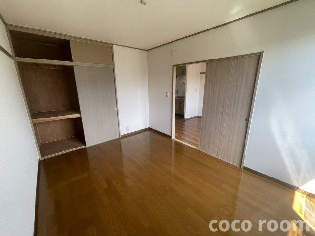 メゾン小土ヶ丘　B棟の居間・リビング