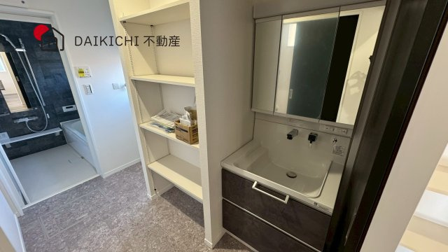 【独立洗面台】 | 加須市南篠崎第3期　ワイウッドコート　新築戸建　全4棟　3号棟