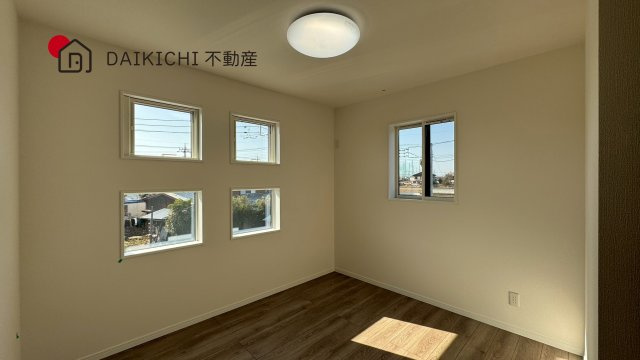 【洋室】 | 加須市南篠崎第3期　ワイウッドコート　新築戸建　全4棟　3号棟