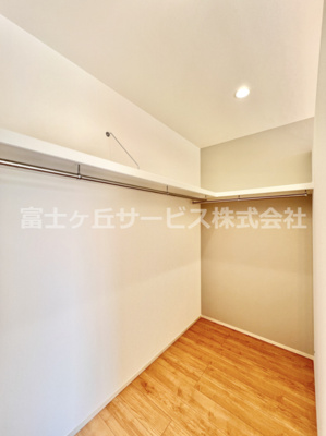【収納】 | 沼津市本郷町 新築一戸建て | 2.7帖のウォークインクローゼットです