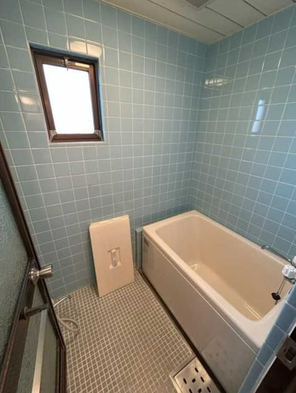 サンハイム瀬田　礼金０　リフォーム　最上階の浴室