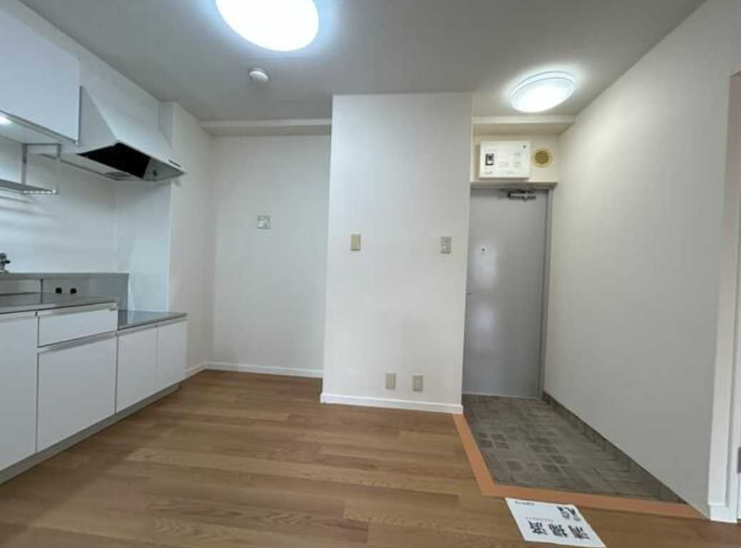 サンハイム瀬田　礼金０　リフォーム　最上階の玄関