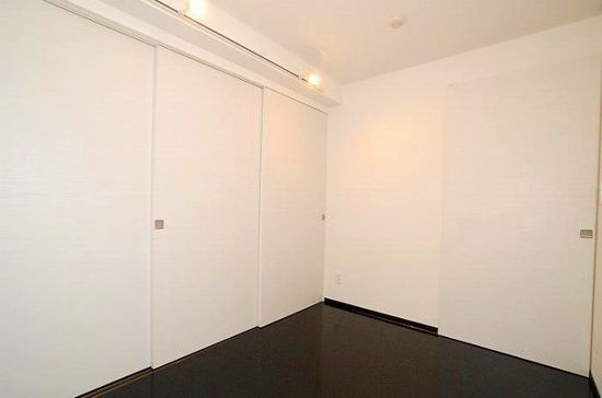 ステージファースト両国アジールコートの内装