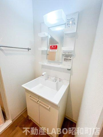 SOLASIA residence 九条の洗面所