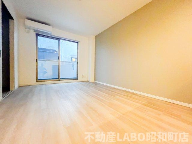 SOLASIA residence 九条の居間・リビング