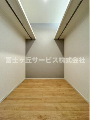 【収納】 | 焼津市三ケ名 13期 新築一戸建て | 収納豊富なウォークインクローゼット