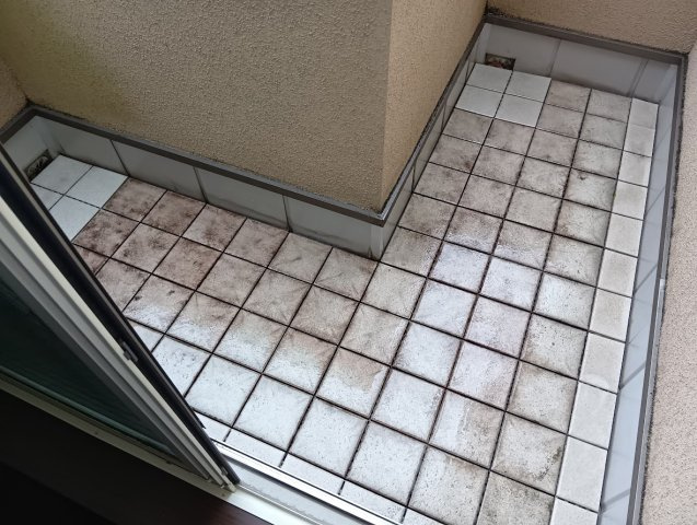 【バルコニー】