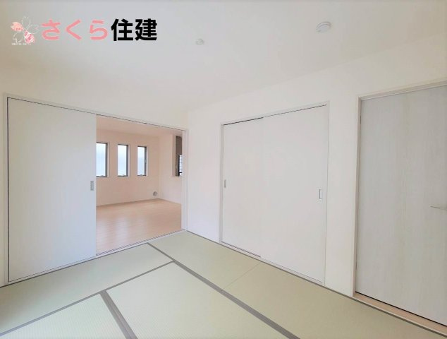 千渡第8期　5号棟の和室|リビング隣の6帖の和室は来客時や小さなお子様の遊びのスペースとして大活躍です♪