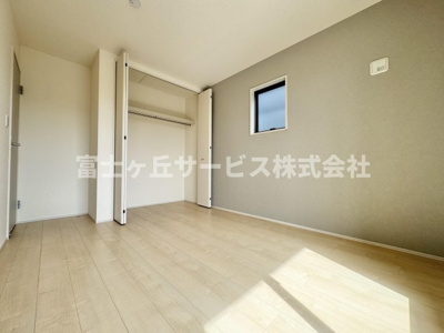 【寝室】 | 静岡市葵区瀬名中央2丁目 新築一戸建て 1号棟 | 落ち着いて過ごせる寝室です
