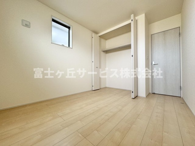【子供部屋】 | 静岡市葵区瀬名中央2丁目 新築一戸建て 1号棟 | 子供部屋としても使える洋室です